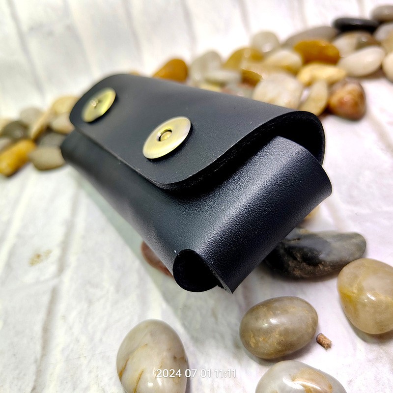 Horizontal Folding Knife Holst - Leatherwork Knives review and price